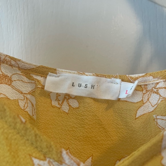 Summer top floral with thin straps - Picture 3 of 4